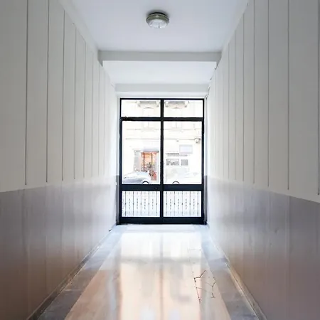 Plum Guide - Colour Reversal Appartement *