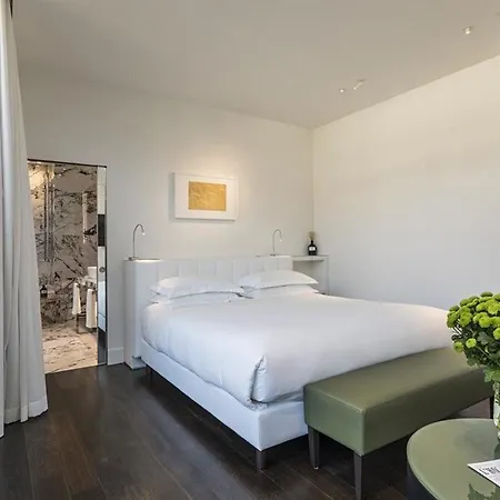 Magna Pars L'hotel à Parfum 5*