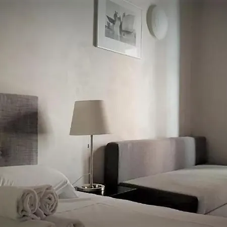 Dhomes - And Appartement