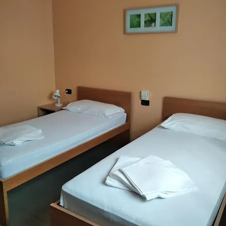 La Cordata - Zumbini 6 Lägenhetshotell Milano