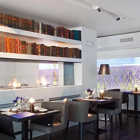 Magna Pars L'hotel à Parfum 5*