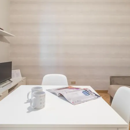 Italianway Easy - Sacconi 2 米兰