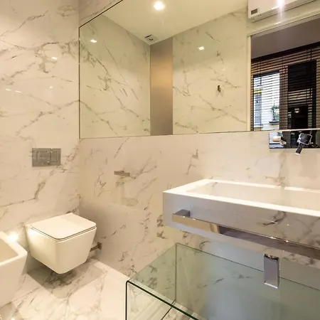 Vivilo With Private Pool-foresteria Apartment
