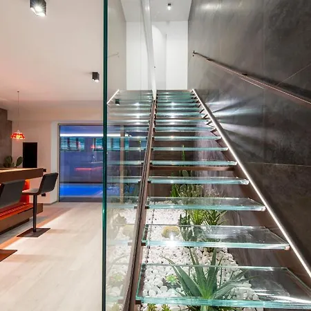 Vivilo With Private Pool-foresteria *