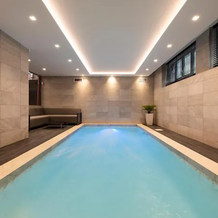 Vivilo With Private Pool-foresteria Apartment *