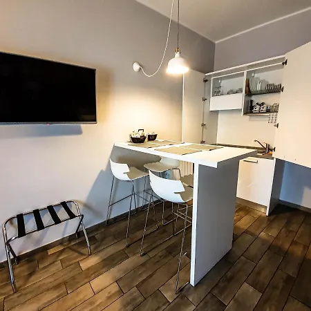 Apartahotel Meneghino Milán