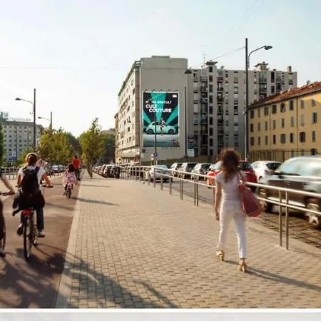 Central Apartment Milano 밀라노