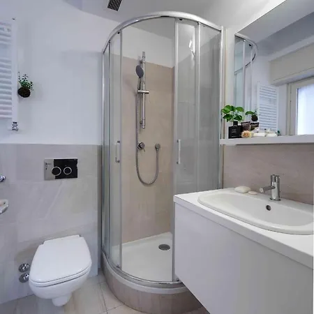 Contempora - Elvezia 8 - E23 Daire Milano