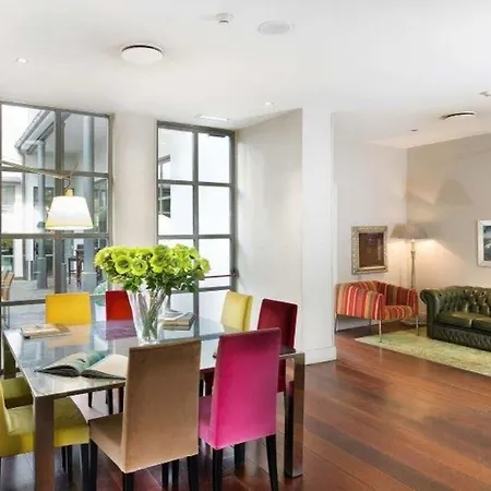 Hotel Townhouse 12 4*