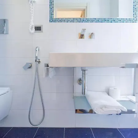 Hotel Piacenza 3*