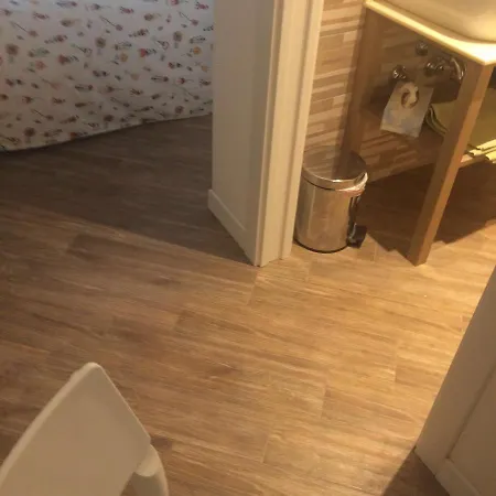 Via Fontana 4*