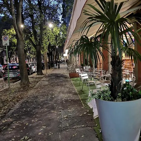 Laura's Milan