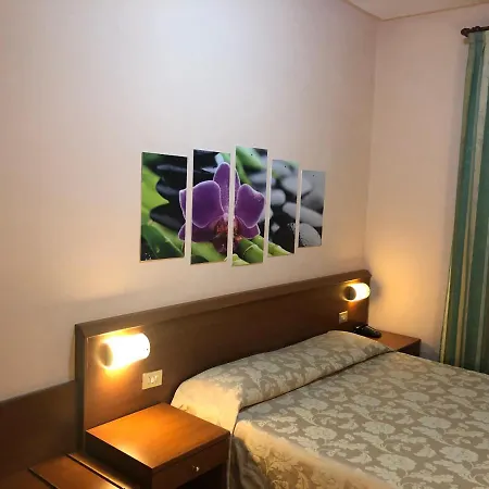 Paradiso Hotel