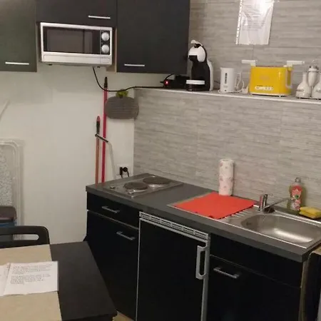 Apartment 3 *