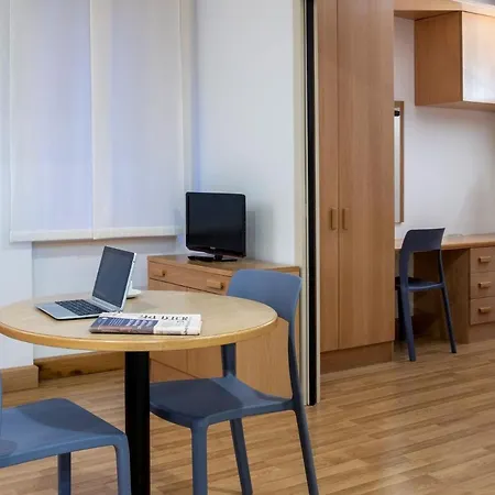 Portello Hotel apartamentowy 3*