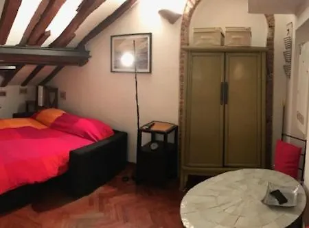 Rentalhouse Mortara 4 *
