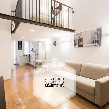 Charming De Togni * ミラノ