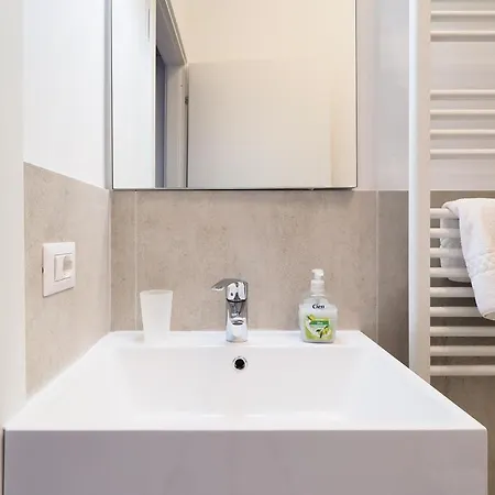 Appartement Primopiano - Ferrante Aporti Flats *