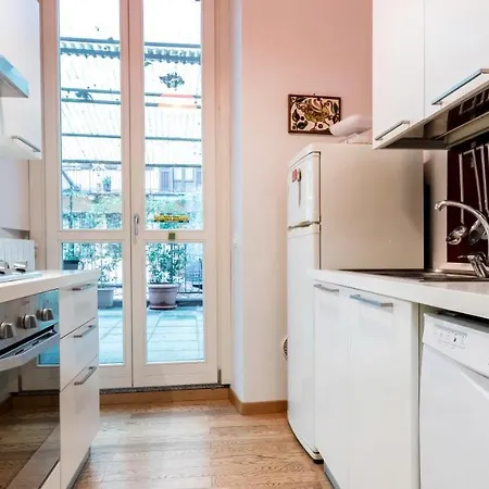 Apartament Joivy For 6 With Big Terrace In Centro Storico Mediolan