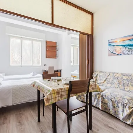 Guesthost - Cozy Apartment