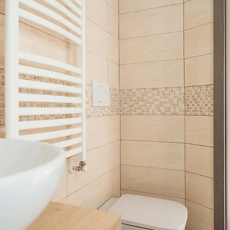 Hacca Collection - Porta Romana *