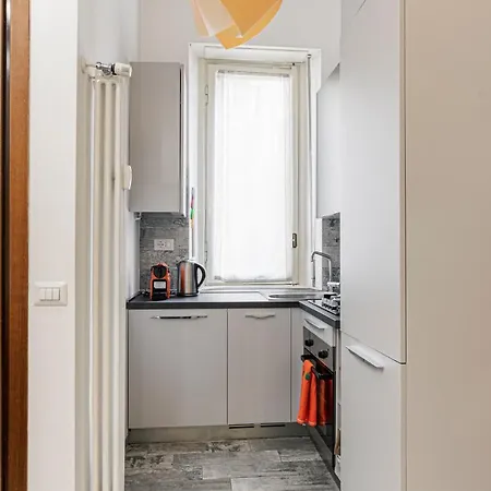 Lägenhet Hostmate - Milano- Via Filzi - Stazione