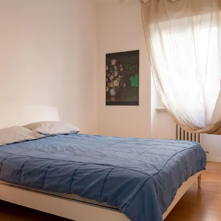 Buzzi Flexyrent * Milano