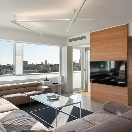 Apartament Skyline *