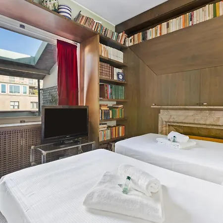 Terrace Penthouse With Duomo View * Milan
