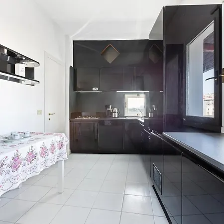 Terrace Penthouse With Duomo View *