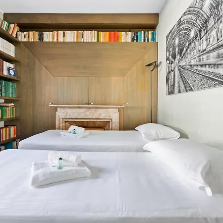 Terrace Penthouse With Duomo View *