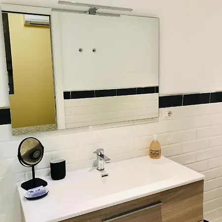 Apartment Porta Ticinese Milan