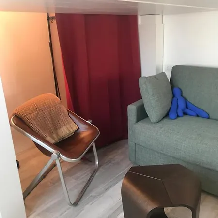 Studio 18 Apartament *