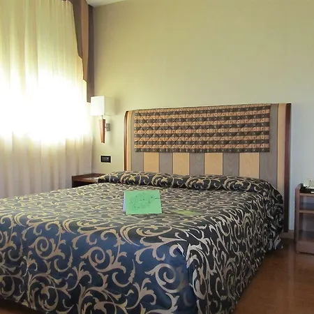 Western Madison 4* Milán