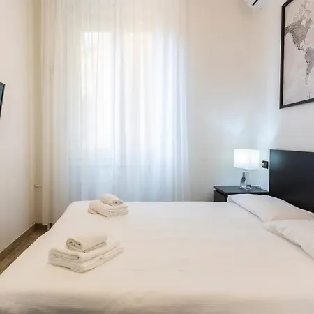 Yellow Line Appartement *