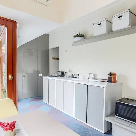 Deep Travel Apartment