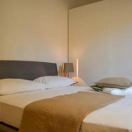 Joivy Fulcorina Apartament *