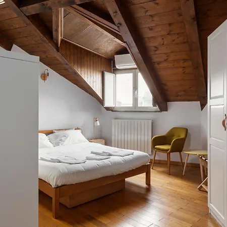 Chic Loft Living In Via Farini * Milano