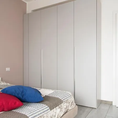 Youhosty - Delle Genziane 7 *