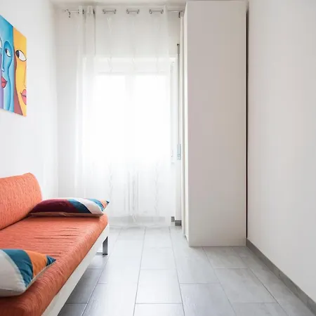 Youhosty - Delle Genziane 7