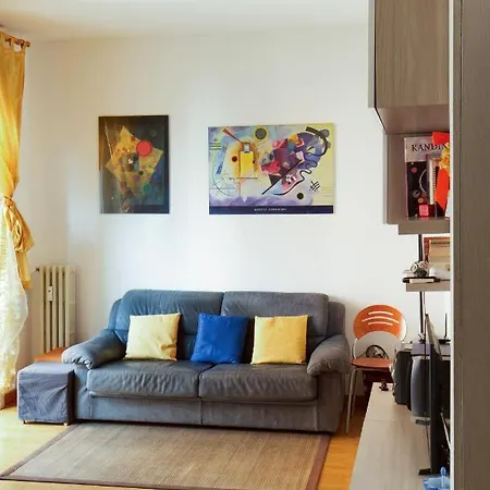 Altido 1bed Cosy Flat In Calvairate Appartamento