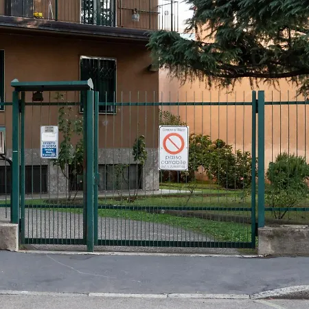 Daire The Rent - Modern One Near Udine Milano