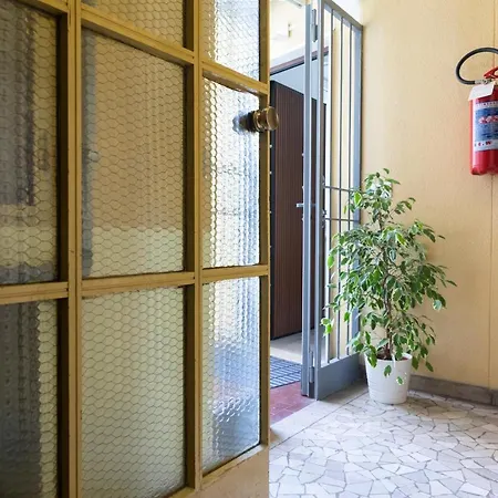 La Piccola Perla - Repubblica/central Station ميلان