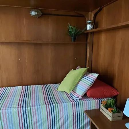 Bnbook-villa Molinari * Milão