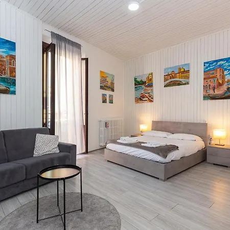 Art Design - Center *