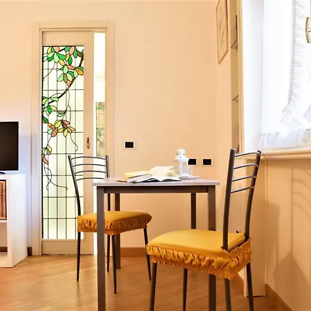 Martesana Flat Close To Yellow Metro