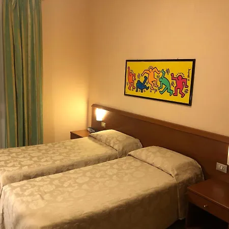 Paradiso 2* Milan