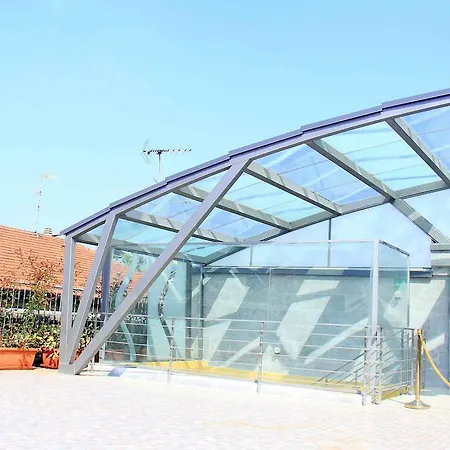 Отель Ming Hao Милан