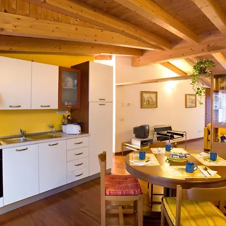 Apartment Albaimmo Milan