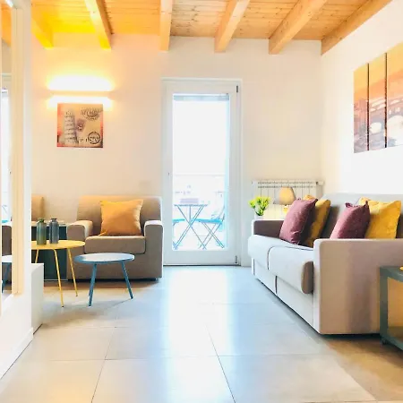 Stepandgo Navigli * מילאנו